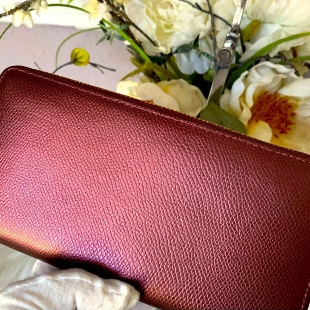 COACH Accordion Zip Bramble Rose Metallic Cherry Wallet